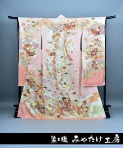 金駒刺繍の振袖｜四季花に熨斗｜大阪・京都のみやたけ工房